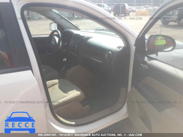 2010 Jeep Compass 1J4NT4FA5AD504794 зображення 4
