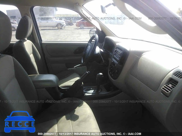 2005 Ford Escape 1FMYU02Z65DA14676 image 4
