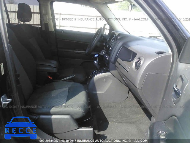2010 Jeep Patriot SPORT 1J4NT2GB5AD659955 зображення 4
