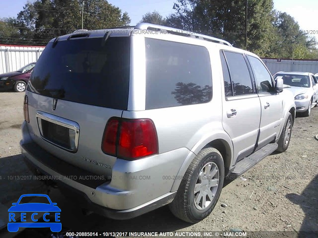 2004 Lincoln Navigator 5LMFU27R34LJ09774 image 3