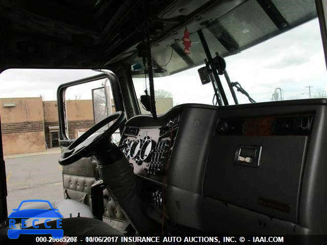 2004 KENWORTH CONSTRUCTIONON 1XKWDB9XX4R054292 Bild 4