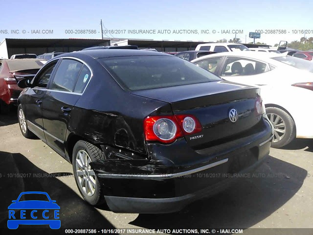 2008 Volkswagen Passat WVWJK73C98P123828 Bild 2