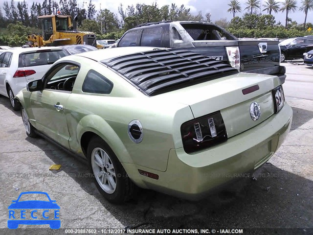 2006 Ford Mustang 1ZVFT80N565175140 image 2