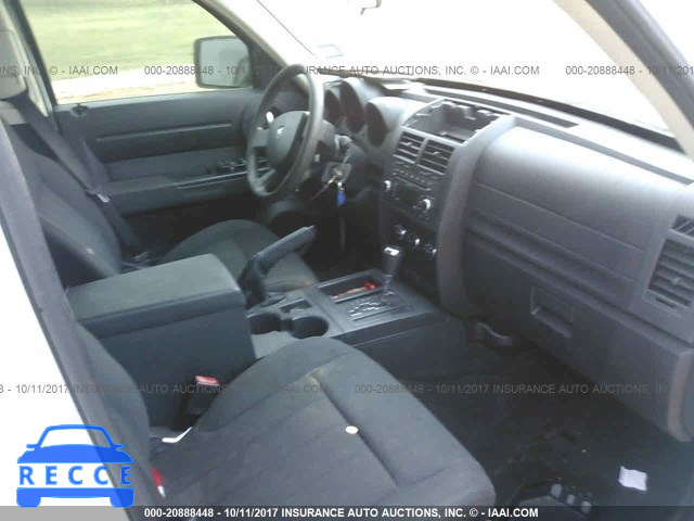 2011 Dodge Nitro HEAT 1D4PT4GK7BW580872 Bild 4