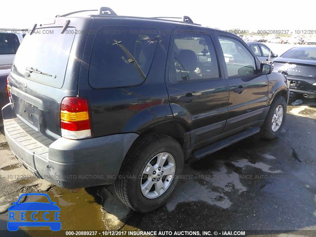 2005 Ford Escape 1FMYU03165KA22085 image 3