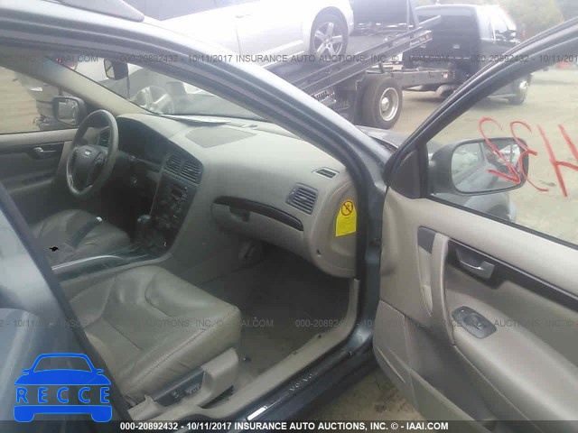 2002 Volvo V70 XC YV1SZ58D621077739 image 4