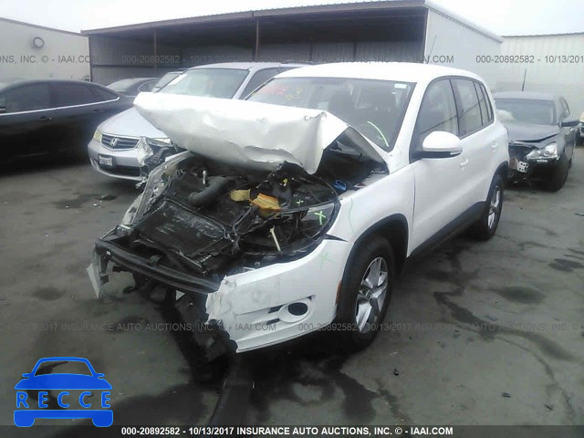 2011 Volkswagen Tiguan WVGAV7AX1BW512033 Bild 1