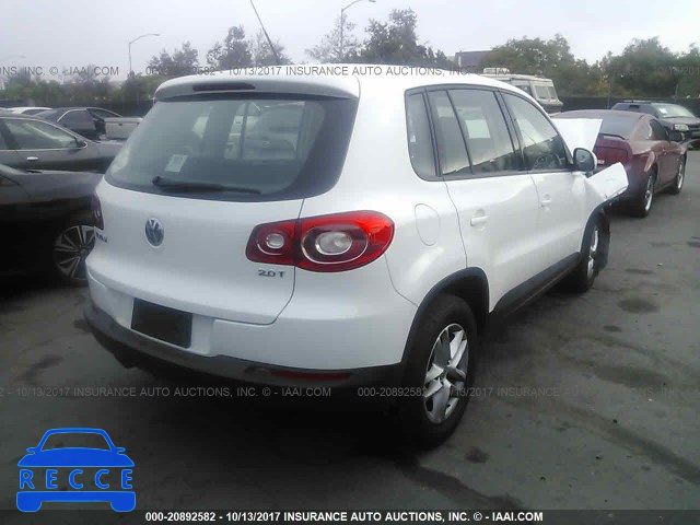 2011 Volkswagen Tiguan WVGAV7AX1BW512033 image 3