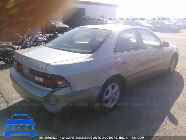1998 Lexus ES 300 JT8BF28G0W5015323 image 3