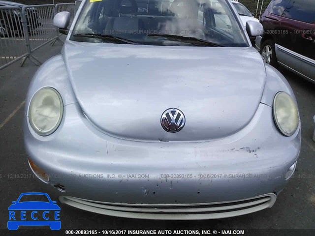 2000 Volkswagen New Beetle 3VWBA21C4YM476204 image 5