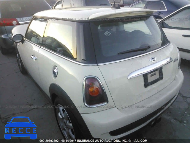 2007 Mini Cooper S WMWMF73527TL88564 image 2