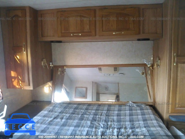 2001 WORKHORSE CUSTOM CHASSIS MOTORHOME CHASSIS P3500 5B4KP57G813329247 зображення 5