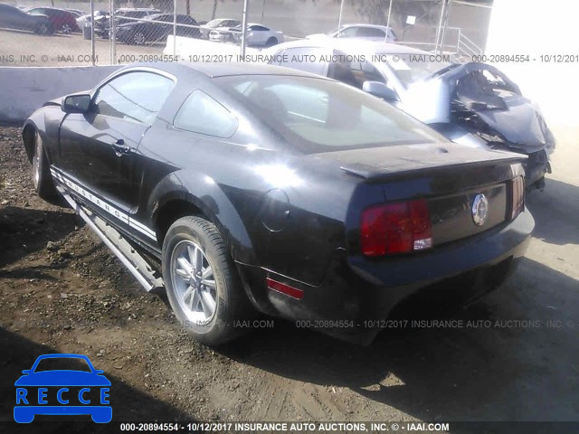 2007 Ford Mustang 1ZVFT80N275288996 image 2