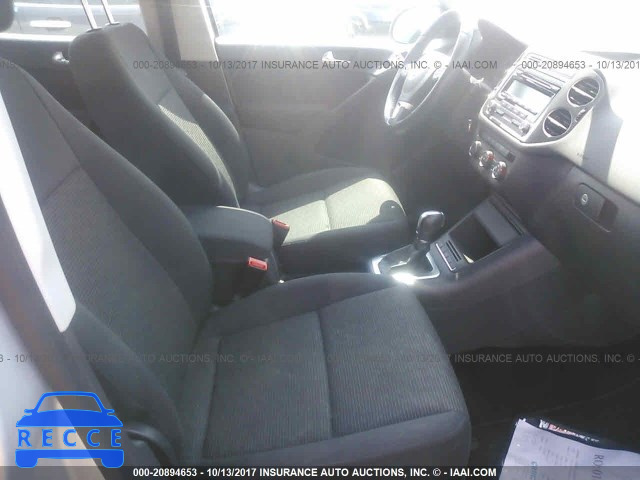 2013 Volkswagen Tiguan WVGAV7AXXDW542389 image 4