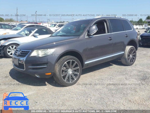 2008 Volkswagen Touareg 2 WVGBE77LX8D005015 image 1