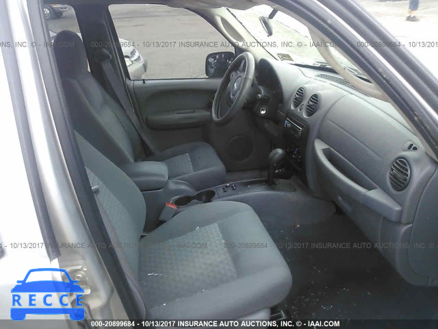 2006 Jeep Liberty 1J4GL48586W261812 image 4