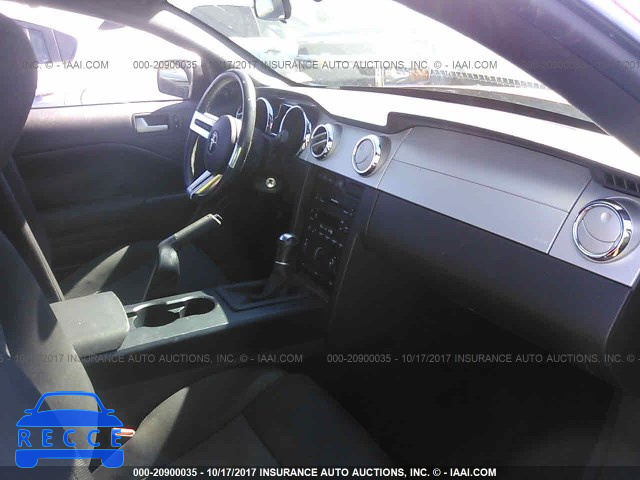 2005 Ford Mustang 1ZVFT80N855187958 image 4