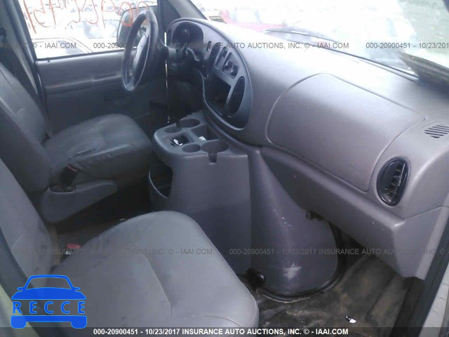 2000 Ford Econoline E150 VAN 1FTRE1423YHB14176 image 4