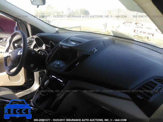 2016 Ford Escape 1FMCU0GX7GUC62164 зображення 4