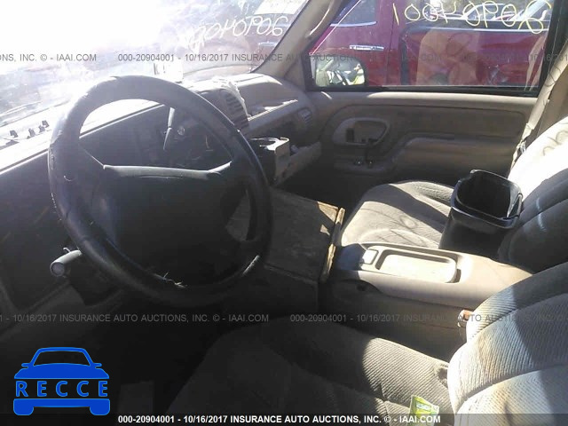 1996 Chevrolet Suburban C1500 3GNEC16R2TG155942 Bild 4