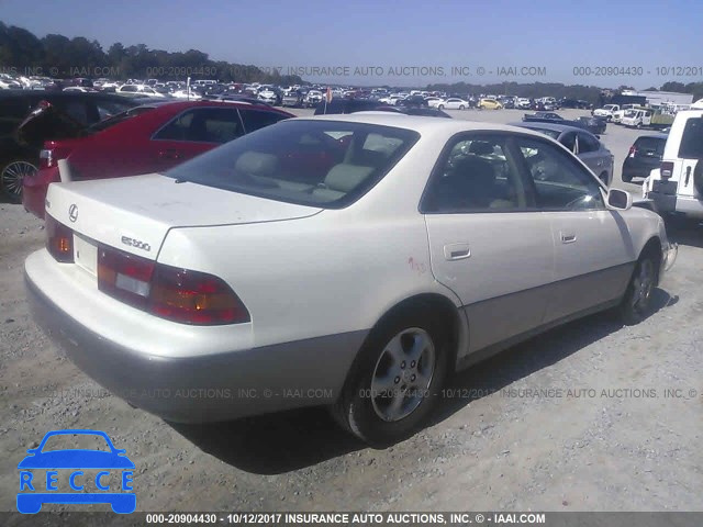 1998 Lexus ES 300 JT8BF28G1W0105870 image 3