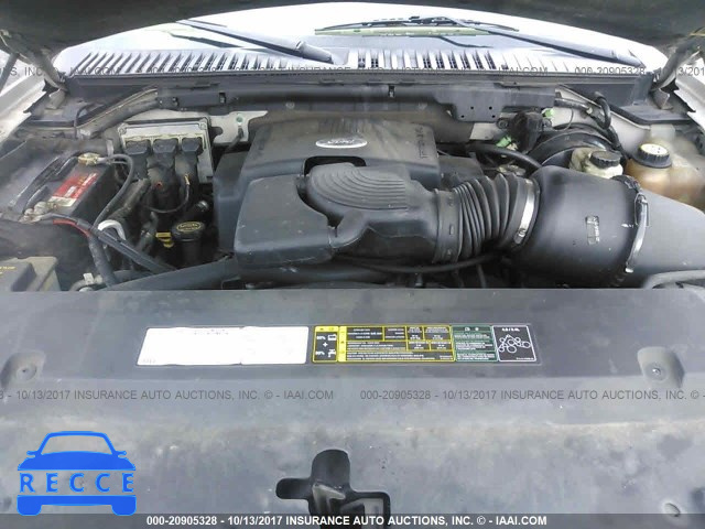 2004 Ford Expedition 1FMFU16L64LB23825 image 9