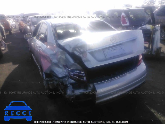 2011 Mercedes-benz C 300 WDDGF5EB9BA520401 image 2