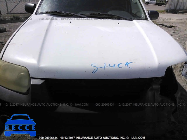 2005 Ford Escape 1FMCU03125KA54610 image 9