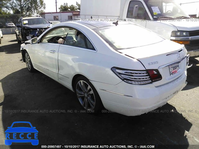 2014 Mercedes-benz E WDDKJ5KB1EF249371 Bild 2