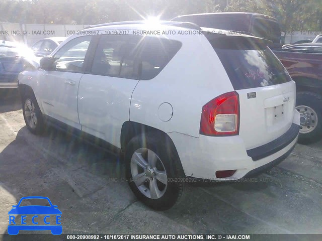 2011 Jeep Compass 1J4NT1FB8BD231939 Bild 2