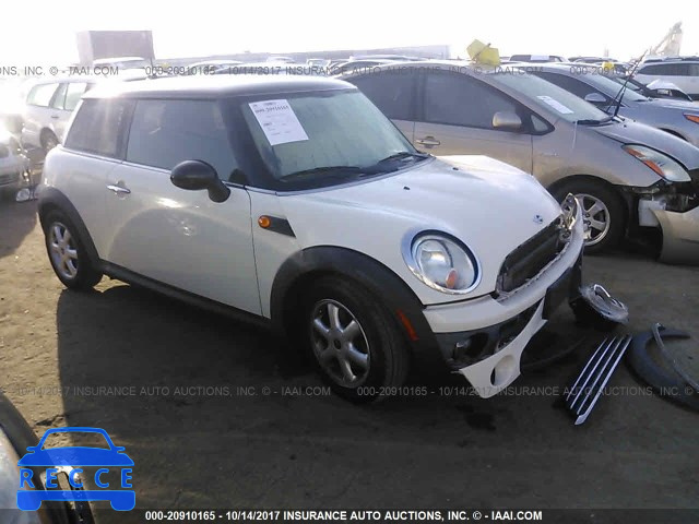 2010 Mini Cooper WMWMF3C55ATZ24004 image 0