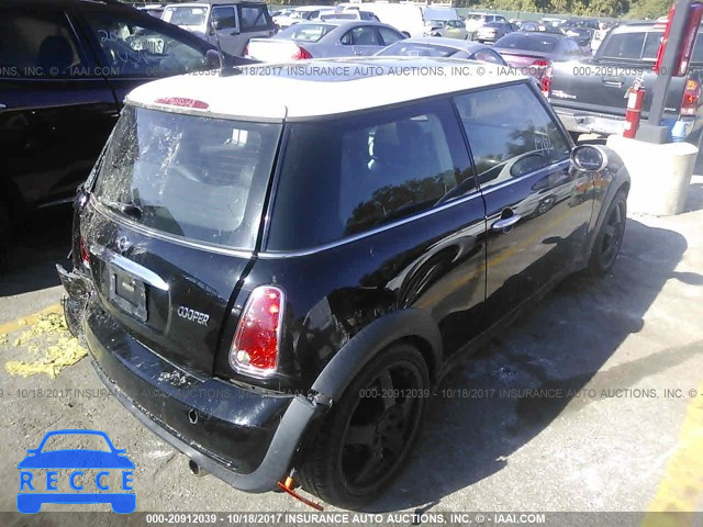 2005 Mini Cooper WMWRC33595TK62562 image 3