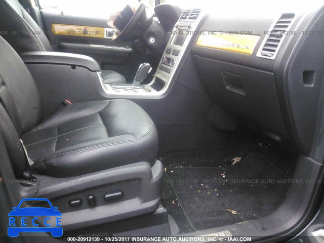 2010 Lincoln MKX 2LMDJ8JC1ABJ26986 image 4