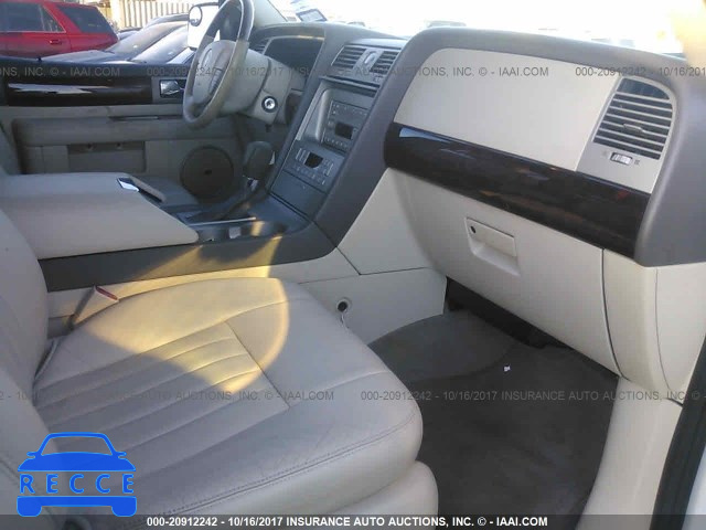 2004 Lincoln Navigator 5LMFU27R84LJ23041 Bild 4