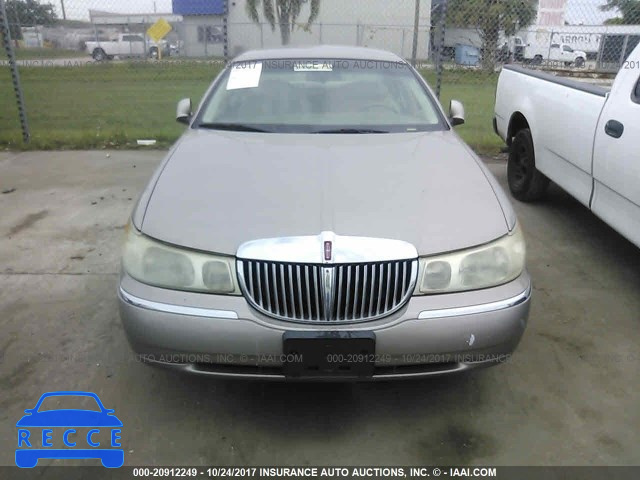 2000 Lincoln Town Car EXECUTIVE 1LNHM81W9YY898213 image 5