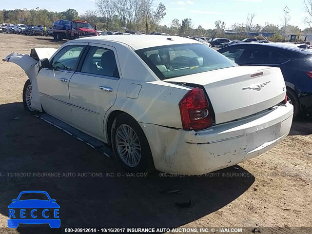 2010 Chrysler 300 2C3CA5CV0AH326333 image 2