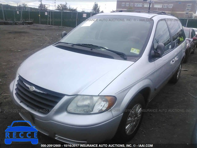 2007 Chrysler Town & Country LX 1A4GJ45R57B155811 Bild 1