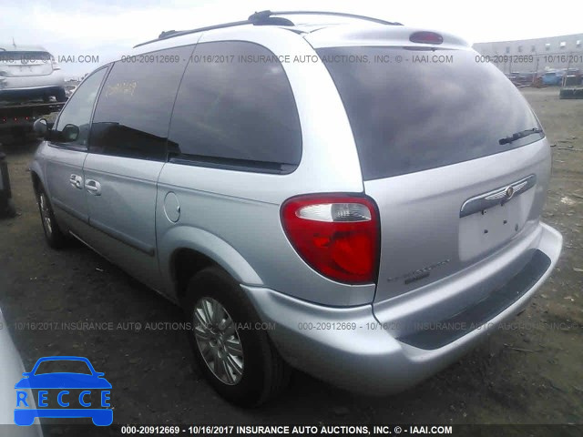 2007 Chrysler Town & Country LX 1A4GJ45R57B155811 Bild 2