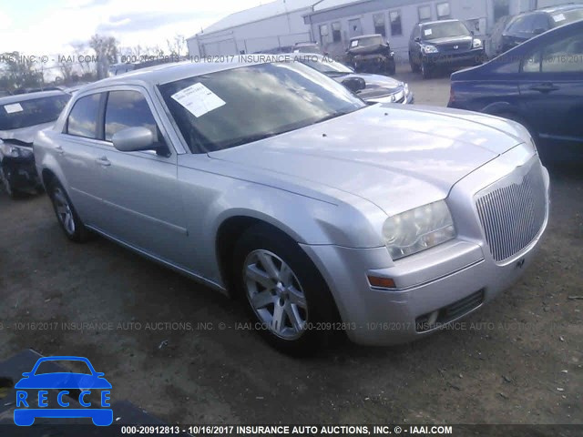 2005 CHRYSLER 300 2C3JA53G35H553207 image 0