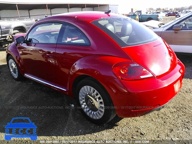 2014 Volkswagen Beetle 3VWJP7AT4EM608915 image 2