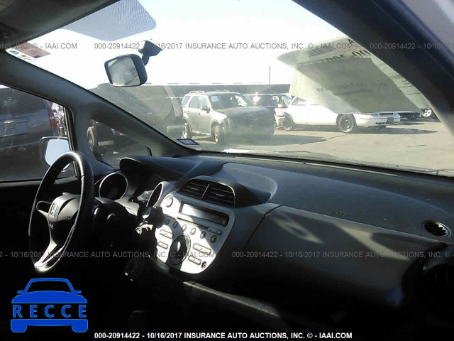 2011 Honda FIT JHMGE8H58BC001976 image 4