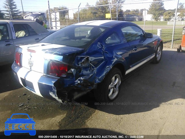 2007 Ford Mustang 1ZVFT80N075222723 image 3