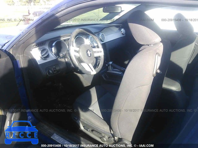 2007 Ford Mustang 1ZVFT80N075222723 image 4