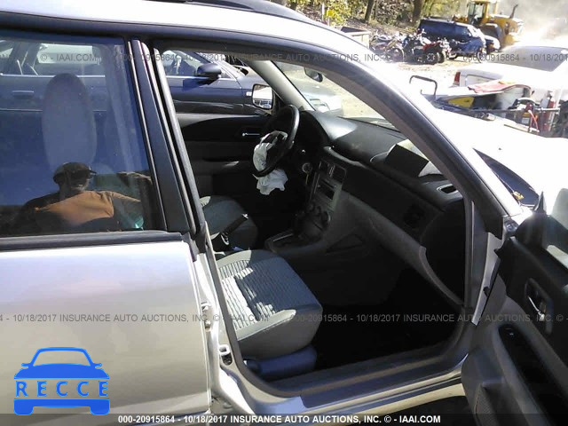 2004 Subaru Forester 2.5XS JF1SG65644H749501 image 4