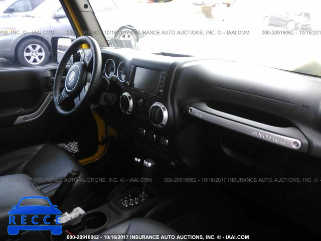 2015 Jeep Wrangler Unlimited SAHARA 1C4BJWEG1FL576220 image 4