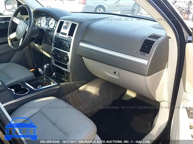 2008 Chrysler 300 2C3KA53G28H303840 image 4