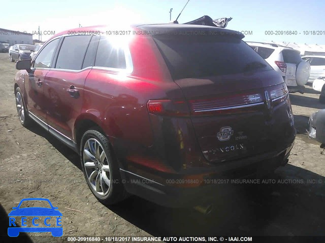 2010 Lincoln MKT 2LMHJ5FR4ABJ04753 Bild 2