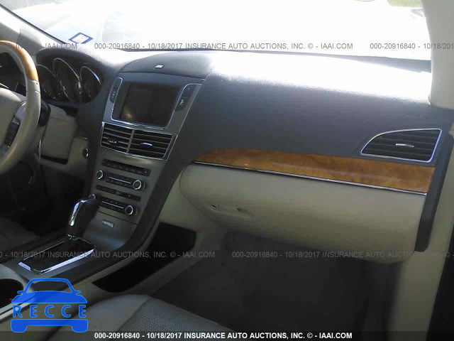 2010 Lincoln MKT 2LMHJ5FR4ABJ04753 зображення 4