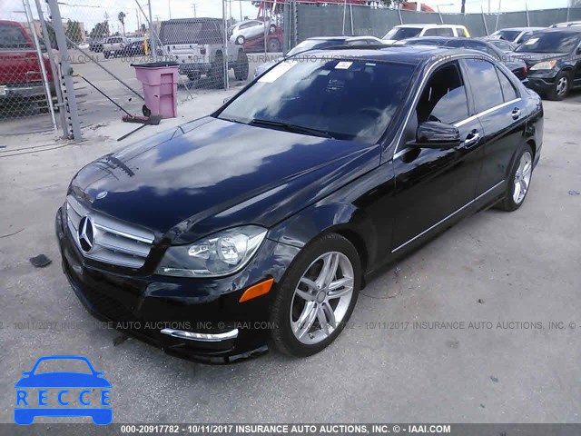 2014 Mercedes-benz C 250 WDDGF4HB2ER304658 Bild 1