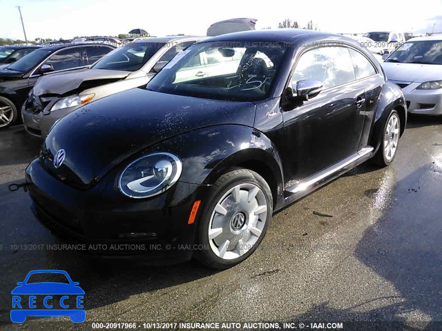 2013 VOLKSWAGEN BEETLE 3VWJP7AT8DM653595 image 1